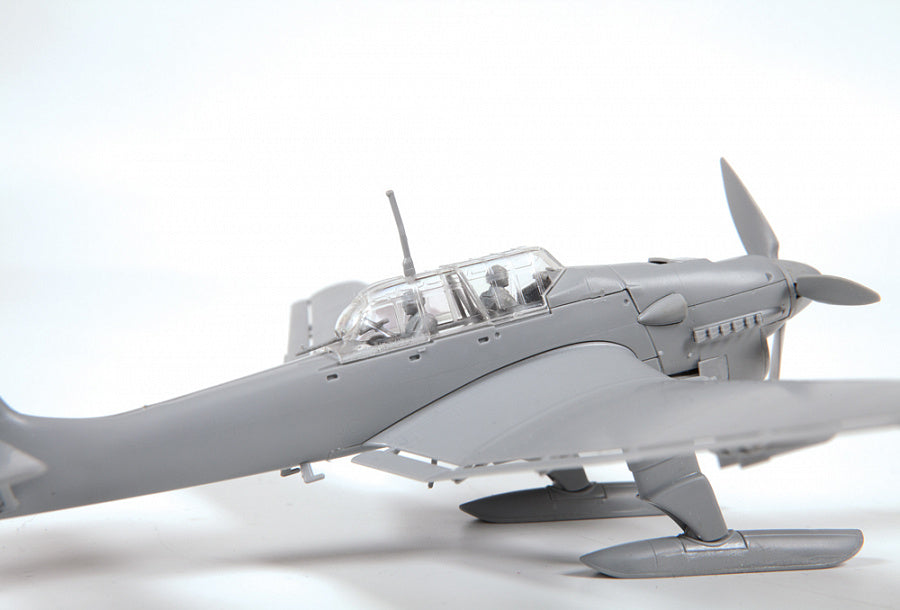 7323 - немецкий пикирующий бомбардировщик Junkers Ju-87B-2/U4 (Юнкерс) на лыжах, времен Второй Мировой войны