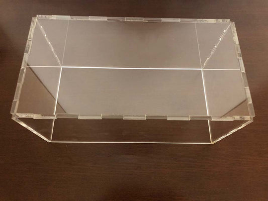 AQ-0008 - прозрачный демонстрационный короб для моделей без подставки