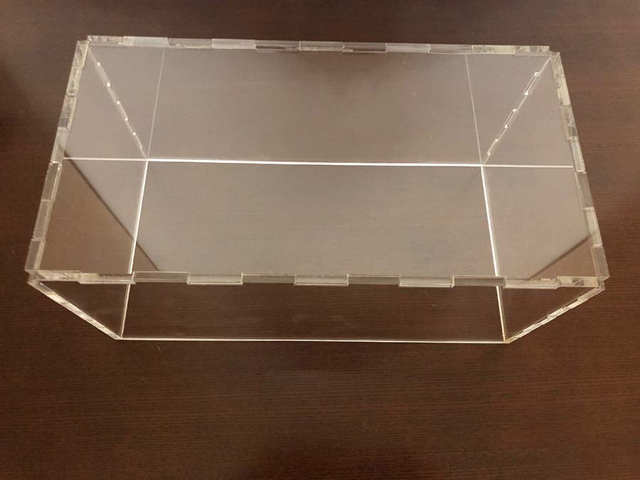 AQ-0008 - прозрачный демонстрационный короб для моделей без подставки