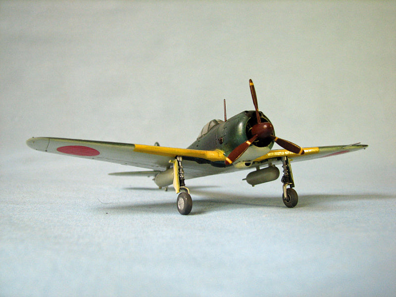 BEK-Ki-43-V1 - готовая модель самолета Nakajima Ki-43 Hayabusa