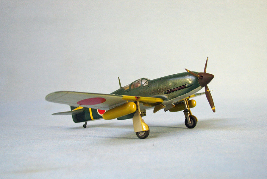 BEK-Ki-61-V1 - готовая модель самолета Kawasaki Ki-61