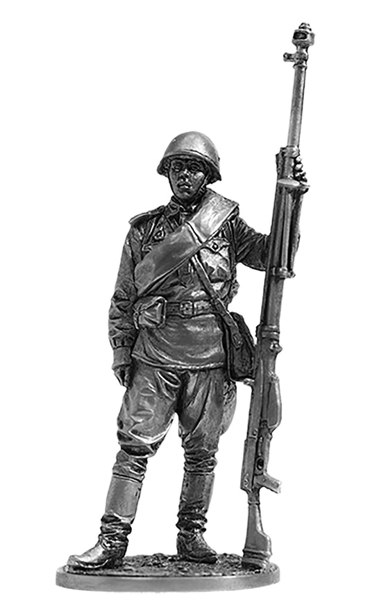 EK-WW2-63 - гвардии ефрейтор - наводчик противотанкового ружья (ПТРС), 1943 г. СССР
