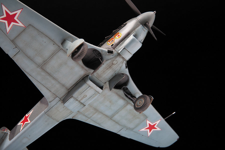 4815 - советский одномоторный истребитель-бомбардировщик Як-9Д времен Второй мировой войны