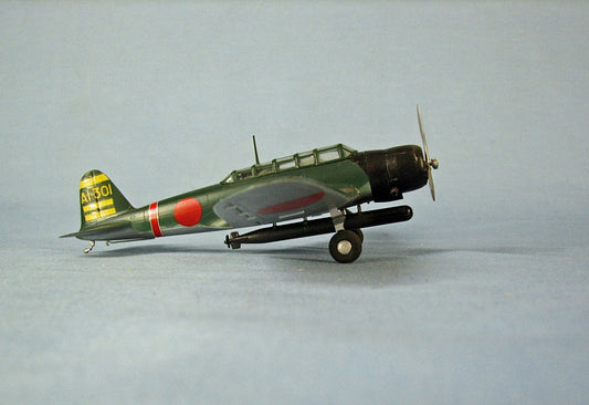 BEK-B5N2-V1- готовая модель самолета Nakajima B5N2 (Hasegawa)