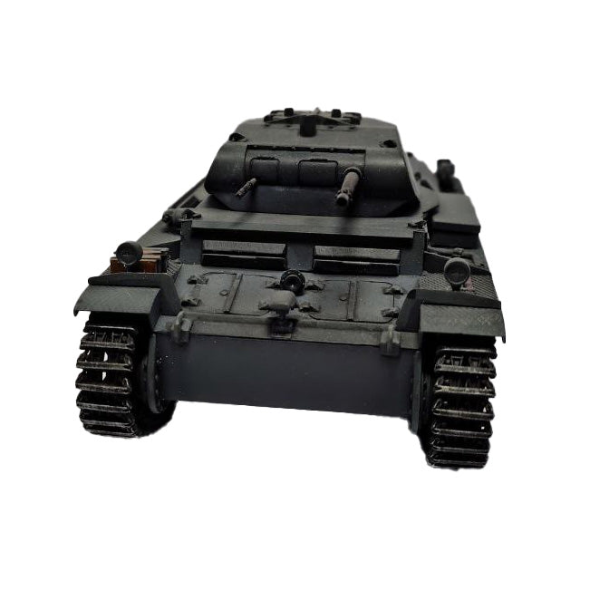 SKN-0011 - собранная модель танка Pz Kpfw II, Ausf. D